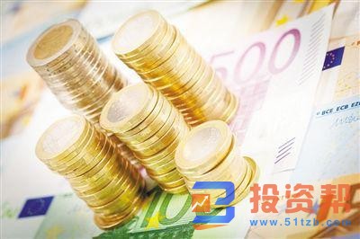 2020年7月人民币非结构性理财产品平均收益率为3.78%,环比下降2BP